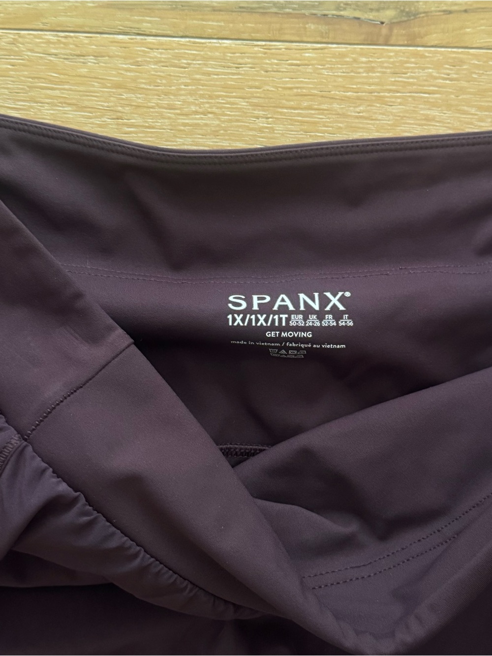Spanx Get Moving Dark Fig Pleated Skirt Short Slimming Shaping Size 1X - Picture 4 of 5